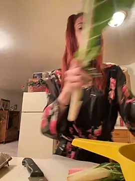 SusieandLacey online show from October 23, 2025, 12:32 am