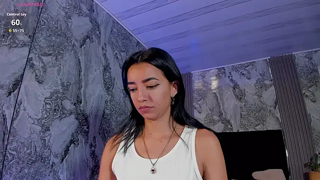 AshleyVega01 online show from September 9, 2025, 2:05 pm