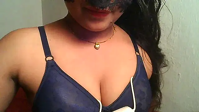 Cludi-New online show from March 16, 2025, 4:56 pm