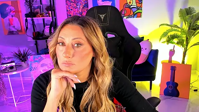 SarahAlluring online show from October 16, 2025, 12:28 pm