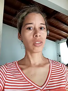 Snapshot of Sexi_girl29 chatting on February 13, 2026, 1:29 pm Sexi girl29 online show from February 13, 2026, 1:29 pm