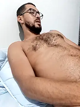 pdasgyn online show from December 4, 2025, 1:48 am