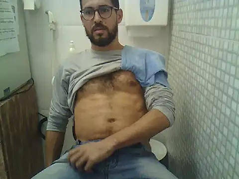 pdasgyn online show from January 7, 2026, 5:26 pm