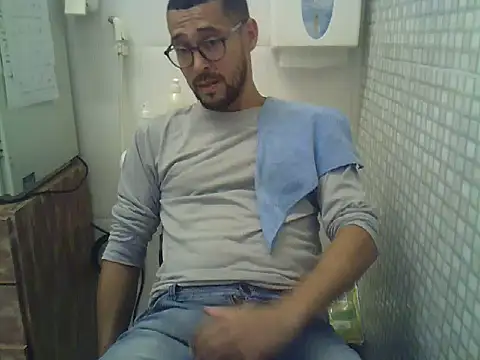 pdasgyn online show from January 19, 2026, 1:15 pm