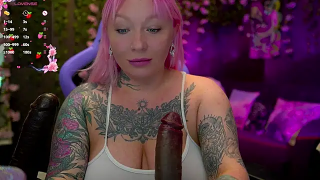 BlackedBarbie online show from September 23, 2025, 3:48 pm