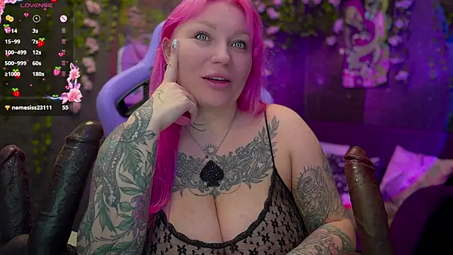 BlackedBarbie online show from November 6, 2025, 7:37 pm