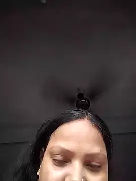 Snapshot of Arohi35 chatting on March 13, 2025, 9:32 am Arohi35 online show from March 13, 2025, 9:32 am