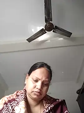 Snapshot of Arohi35 chatting on February 19, 2026, 4:08 am Arohi35 online show from February 19, 2026, 4:08 am