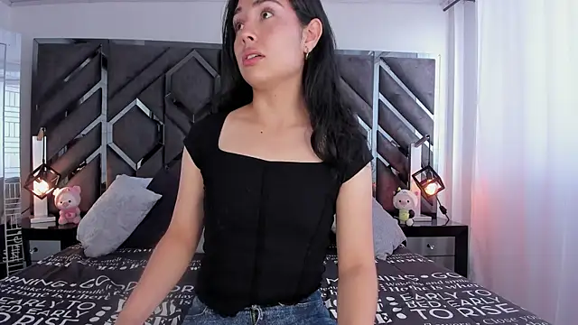 iberiavega online show from October 18, 2025, 8:09 pm