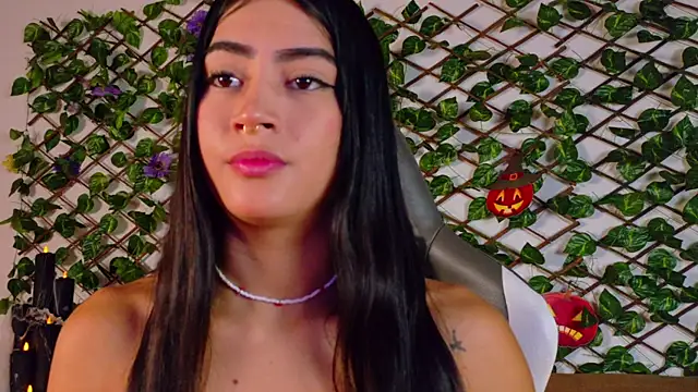 alice rous21 online show from October 28, 2025, 1:03 pm