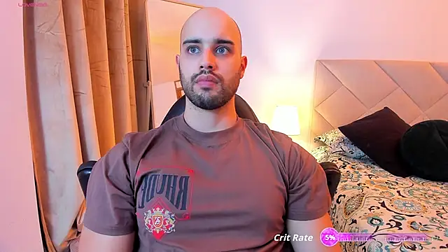 Snapshot of Chris_Alzate chatting on October 5, 2025, 11:35 pm Chris Alzate online show from October 5, 2025, 11:35 pm