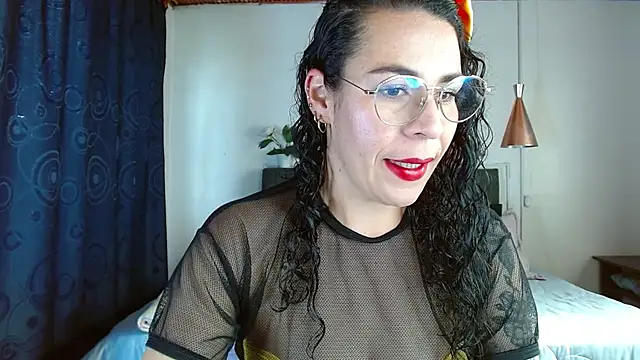 mia velvet1 online show from March 16, 2025, 1:49 pm