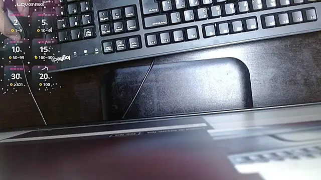 mia velvet1 online show from October 28, 2025, 1:58 pm