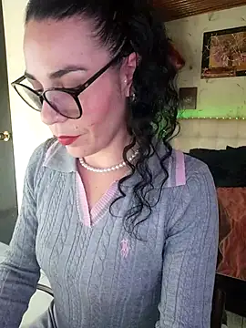 mia velvet1 online show from February 12, 2026, 3:29 pm