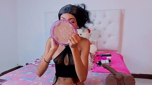 megan stathann online show from February 7, 2026, 10:46 pm