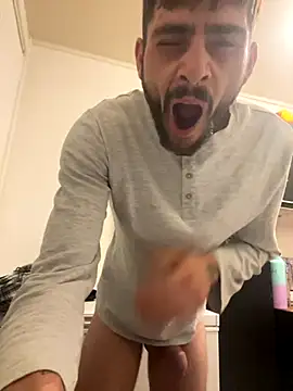 Hugo34bg online show from October 10, 2025, 2:10 am