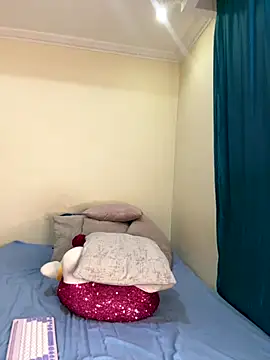 Ivelleee  online show from November 7, 2025, 11:16 pm