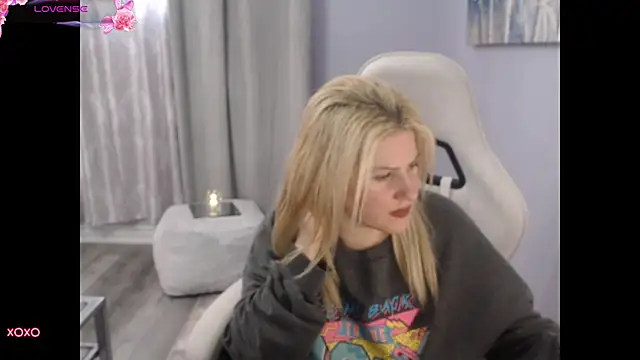 BellaStar84 online show from September 24, 2025, 12:41 pm