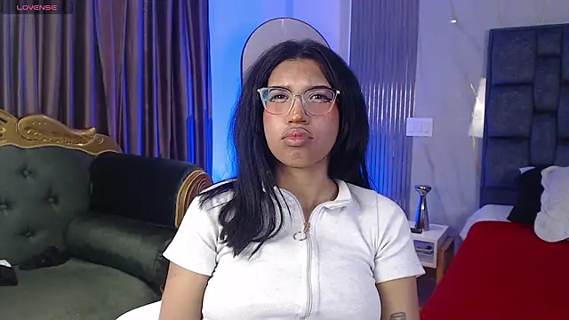 Karin Ks online show from February 15, 2026, 8:38 pm