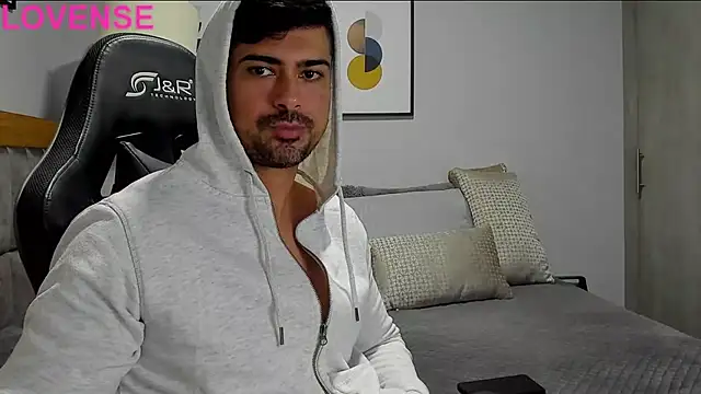 Dante Storm online show from October 6, 2025, 1:14 am