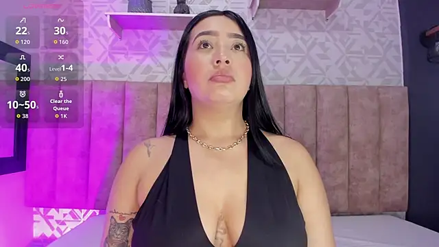 MelinaCruz online show from October 20, 2025, 4:02 am