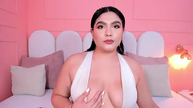 eva sainnt online show from December 4, 2025, 4:11 am