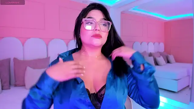 eva sainnt online show from February 28, 2026, 4:24 am