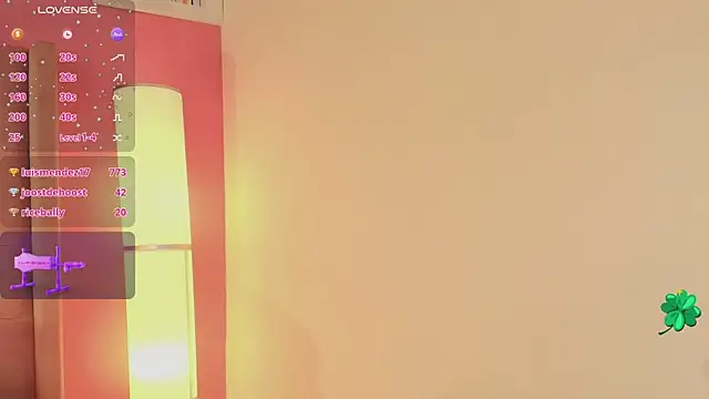 Snapshot of Kloe_raizee chatting on March 18, 2025, 2:25 am Kloe raizee online show from March 18, 2025, 2:25 am