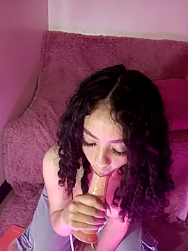 Tracy KS online show from March 18, 2025, 3:53 pm