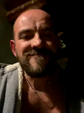 Rimmingtop online show from September 8, 2025, 8:19 pm