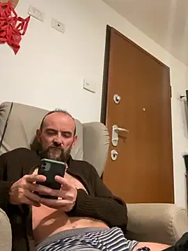 Rimmingtop online show from December 22, 2025, 9:01 pm