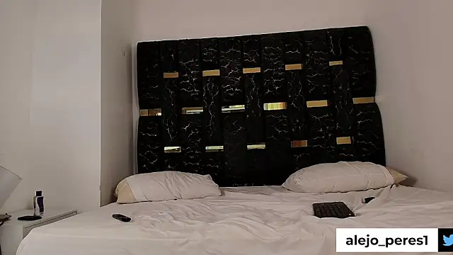 Snapshot of chris_blake__ chatting on October 3, 2025, 6:16 pm chris blake online show from October 3, 2025, 6:16 pm