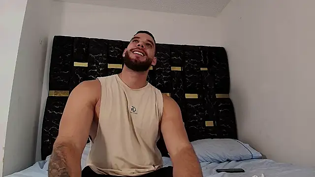 Snapshot of chris_blake__ chatting on October 31, 2025, 6:31 pm chris blake online show from October 31, 2025, 6:31 pm