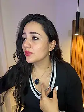 Snapshot of Isa_1207 chatting on February 15, 2026, 2:08 am Isa 1207 online show from February 15, 2026, 2:08 am