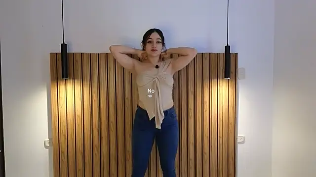 Snapshot of Isa_1207 chatting on February 22, 2026, 8:07 pm Isa 1207 online show from February 22, 2026, 8:07 pm