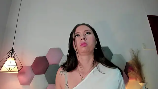 BeckyVidal online show from September 13, 2025, 9:25 pm