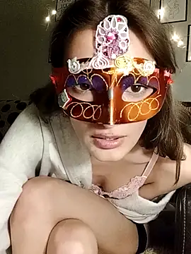 felimelii online show from March 11, 2025, 11:15 pm