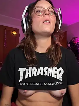 Snapshot of SpaceCowWhore chatting on October 2, 2025, 12:17 am SpaceCowWhore online show from October 2, 2025, 12:17 am