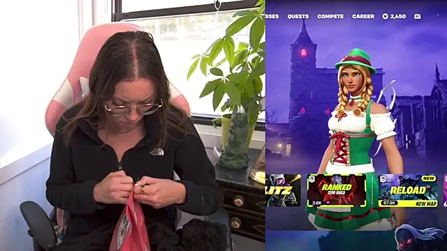 Snapshot of SpaceCowWhore chatting on October 10, 2025, 4:39 pm SpaceCowWhore online show from October 10, 2025, 4:39 pm