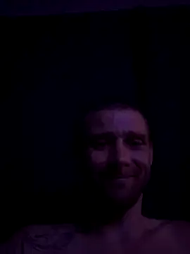 Snapshot of Stillhard8925 chatting on September 27, 2025, 10:42 am Stillhard8925 online show from September 27, 2025, 10:42 am