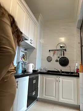 aa520uv online show from April 9, 2026, 2:44 am