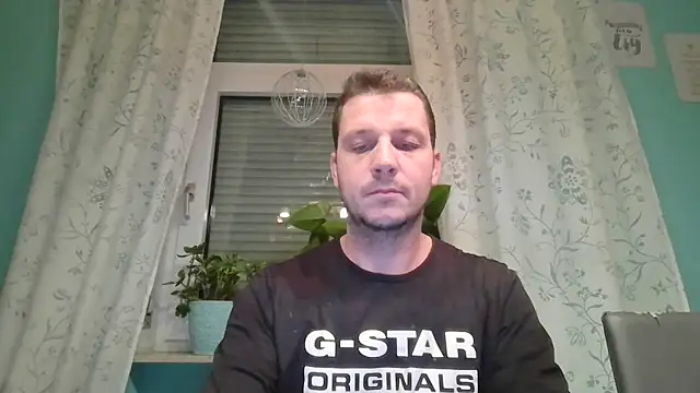 Snapshot of wassermann8484 chatting on October 20, 2025, 5:52 am wassermann8484 online show from October 20, 2025, 5:52 am