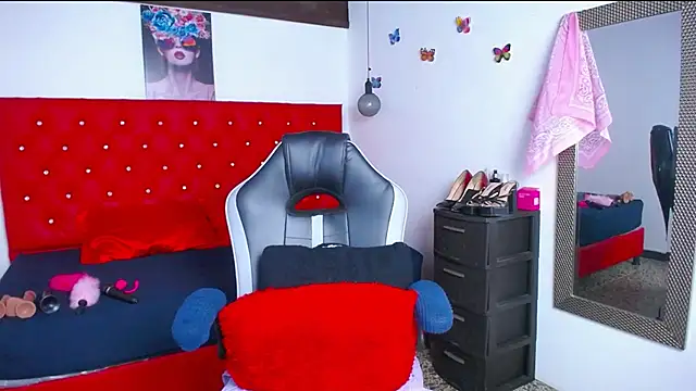 kriss sweetboobs10 online show from October 28, 2025, 12:52 pm