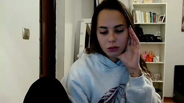 Snapshot of MayaJoy24 chatting on October 8, 2025, 6:49 pm MayaJoy24 online show from October 8, 2025, 6:49 pm