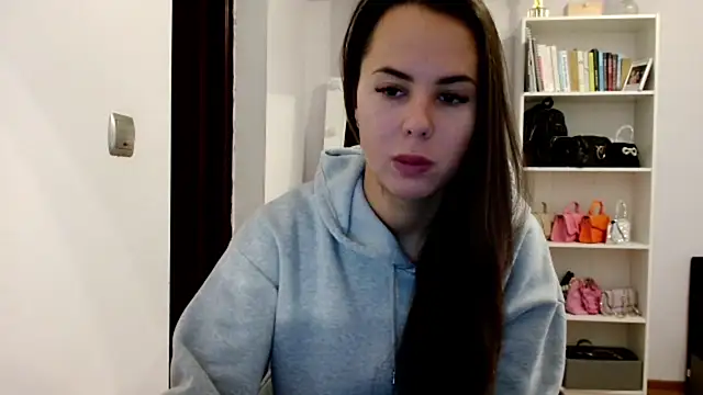 Snapshot of MayaJoy24 chatting on October 9, 2025, 6:55 am MayaJoy24 online show from October 9, 2025, 6:55 am
