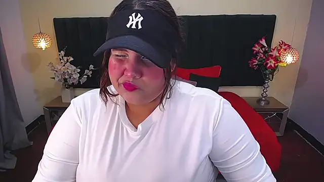 ailyn maury online show from September 19, 2025, 1:29 am