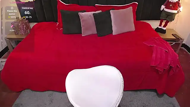 ailyn maury online show from December 19, 2025, 1:23 am