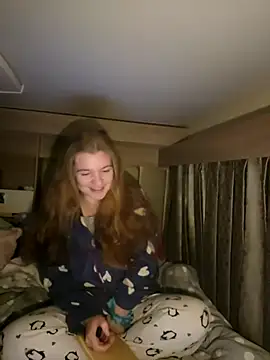 Amesthyst destiny online show from December 2, 2025, 3:12 am