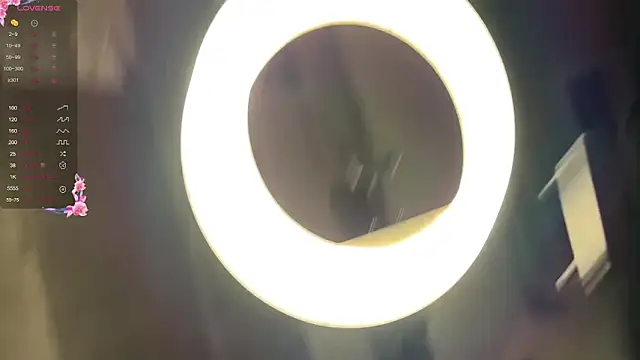 TwinTemptations online show from September 17, 2025, 5:25 pm