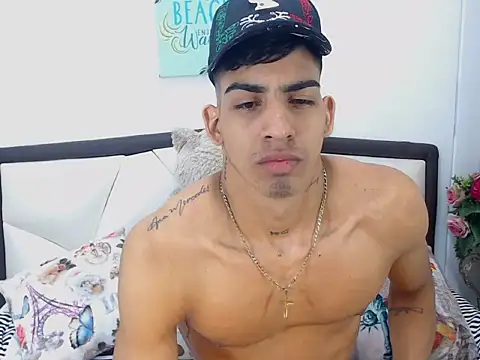 Snapshot of Liam_Wyat chatting on November 29, 2025, 10:40 am Liam Wyat online show from November 29, 2025, 10:40 am